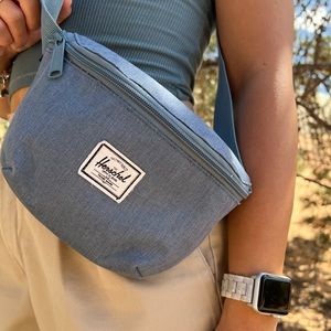 Herschel Fourteen Blue Hip Pack